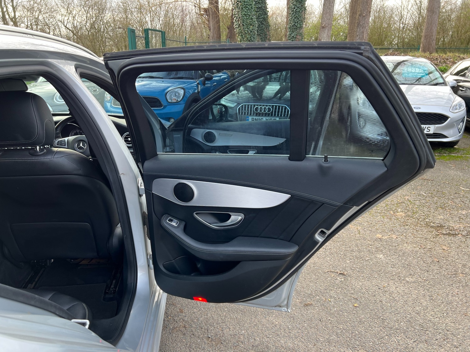 Used Mercedes-Benz C Class 2014 for sale - 77732779: Photo 41