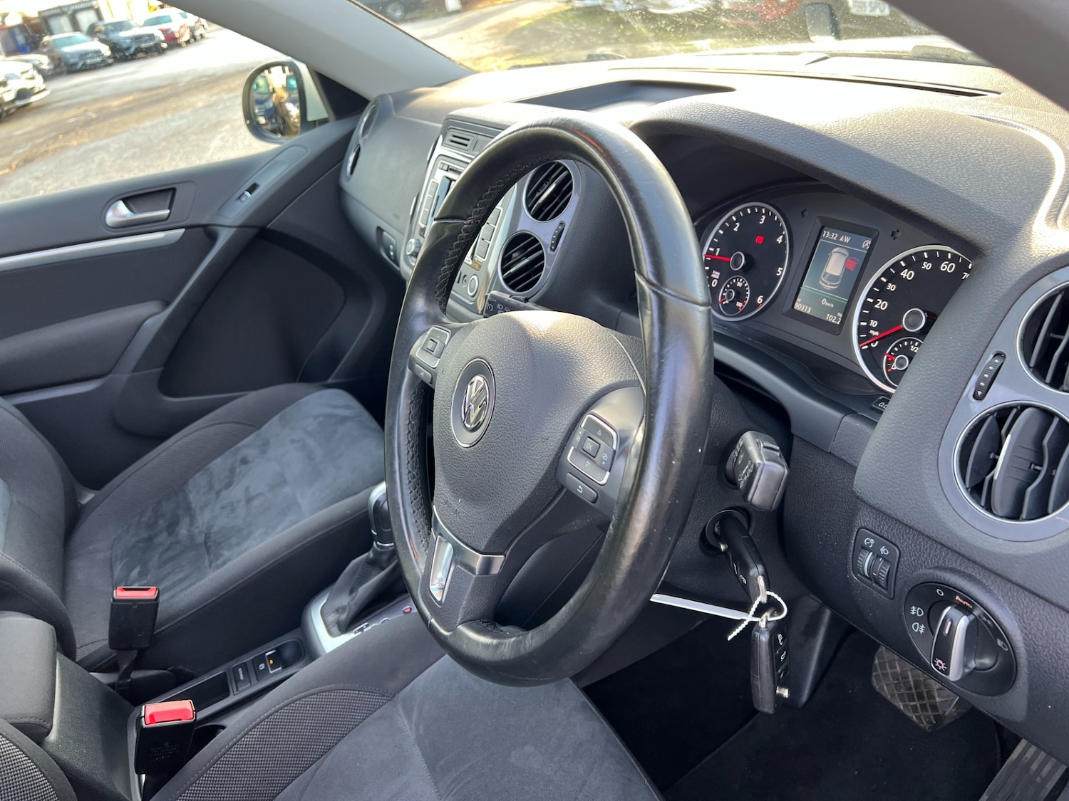 Used Volkswagen Tiguan 2015 for sale - 76932202: Photo 21