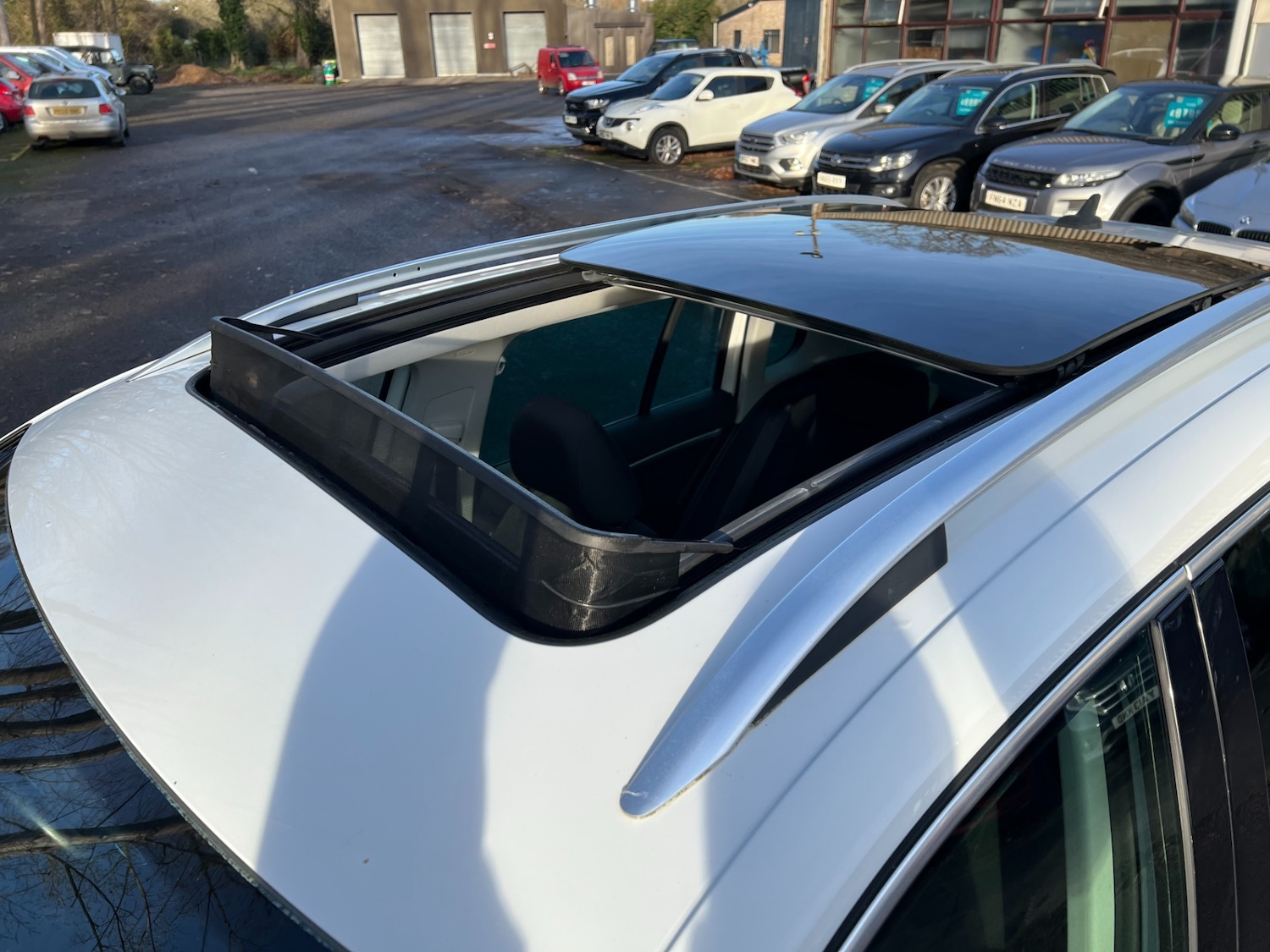 Used Volkswagen Tiguan 2015 for sale - 76932202: Photo 3