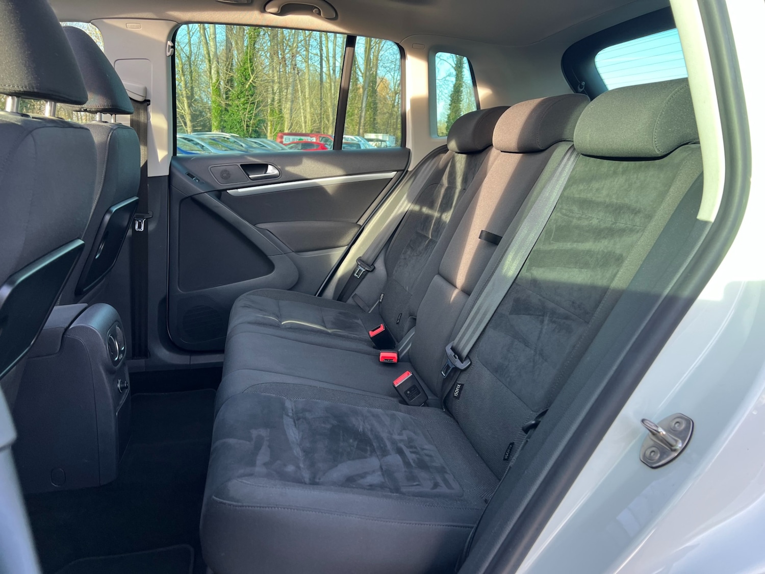 Used Volkswagen Tiguan 2015 for sale - 76932202: Photo 35