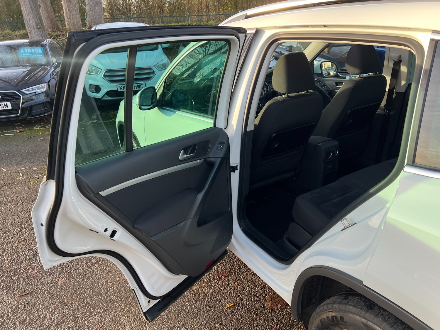 Used Volkswagen Tiguan 2015 for sale - 76932202: Photo 37