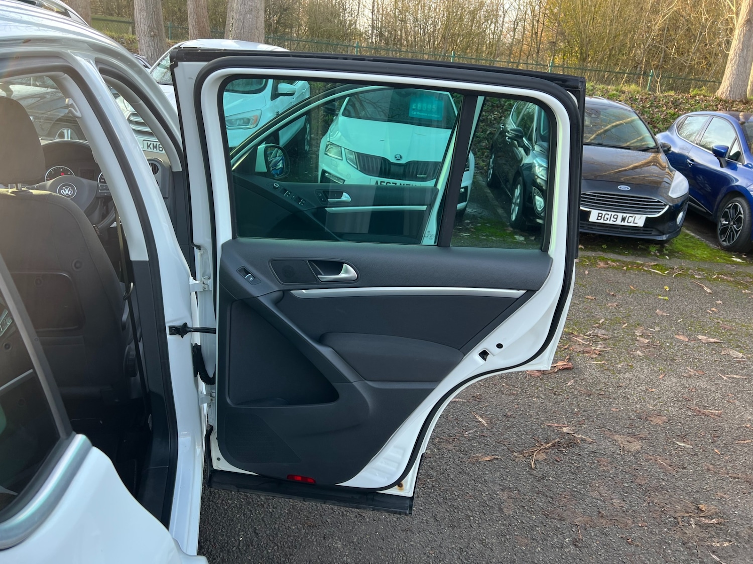 Used Volkswagen Tiguan 2015 for sale - 76932202: Photo 39