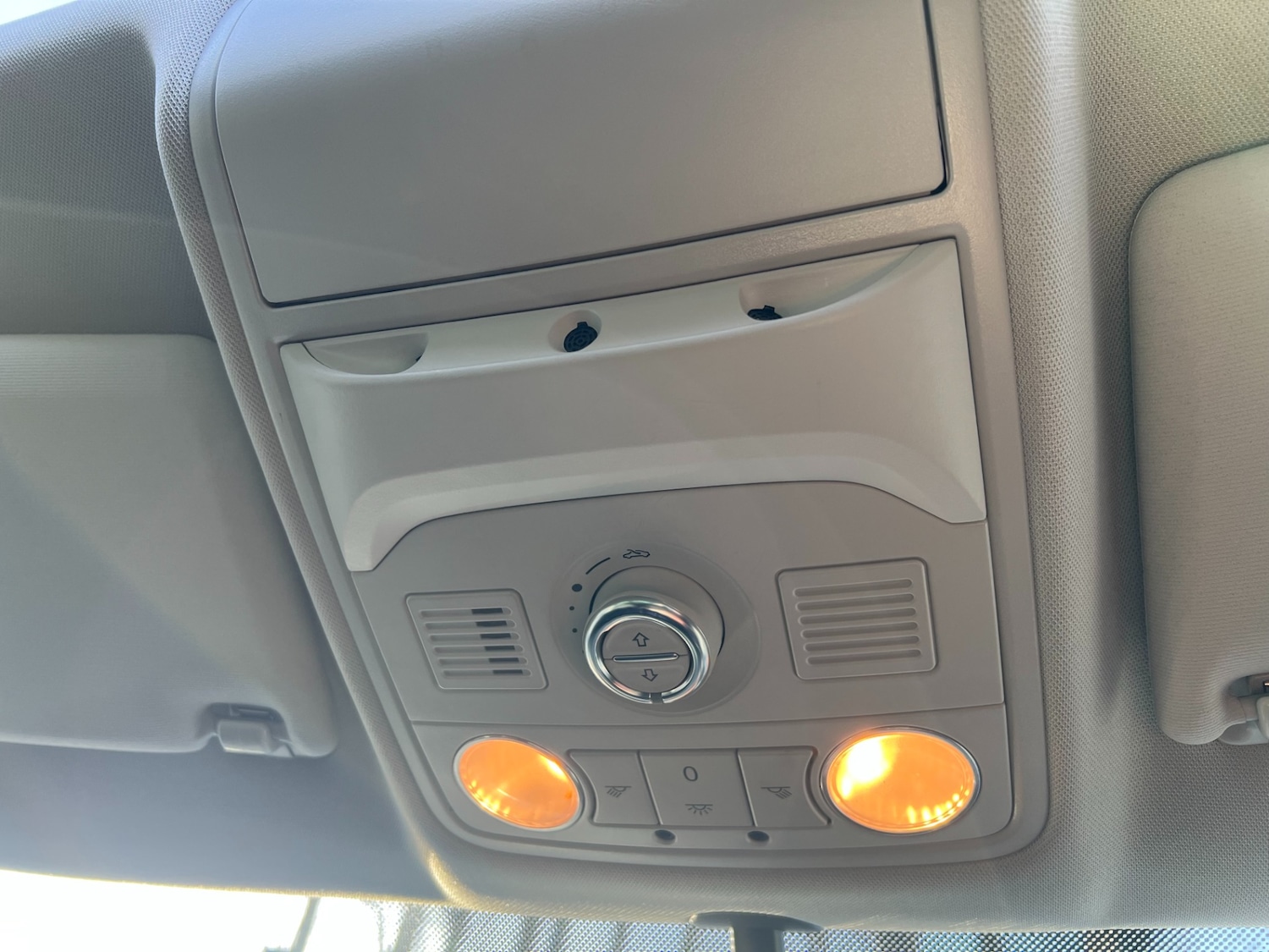 Used Volkswagen Tiguan 2015 for sale - 76932202: Photo 44