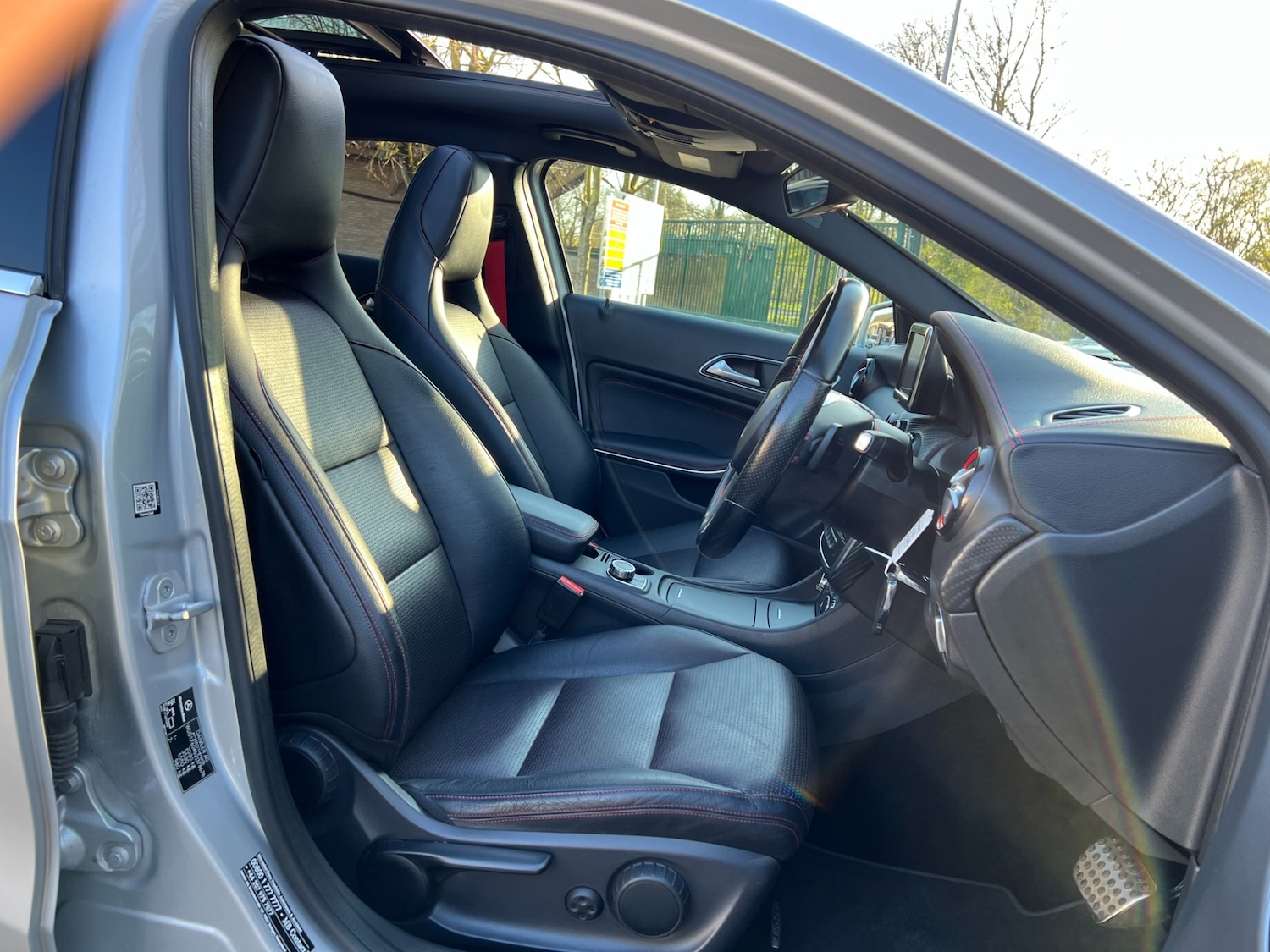 Used Mercedes-Benz A-Class 2015 for sale - 77934831: Photo 23