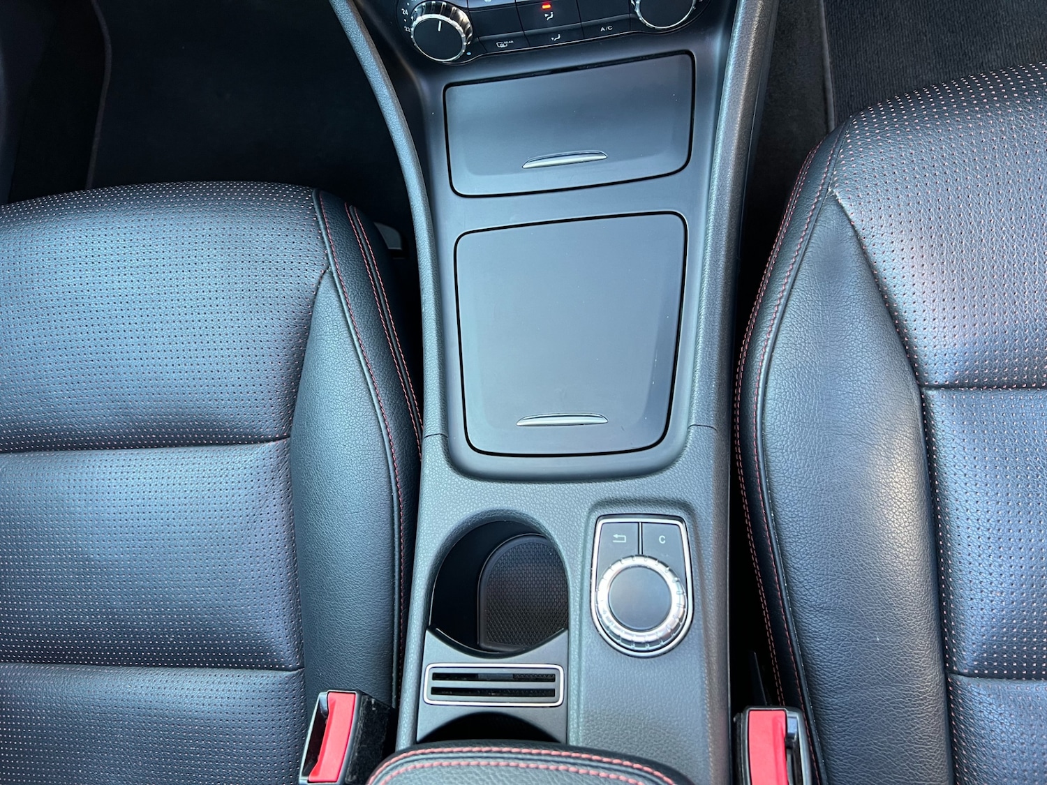 Used Mercedes-Benz A-Class 2015 for sale - 77934831: Photo 33