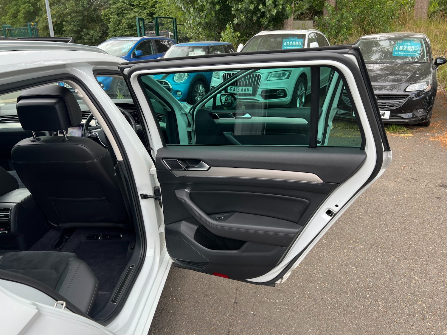 Vehicle 28