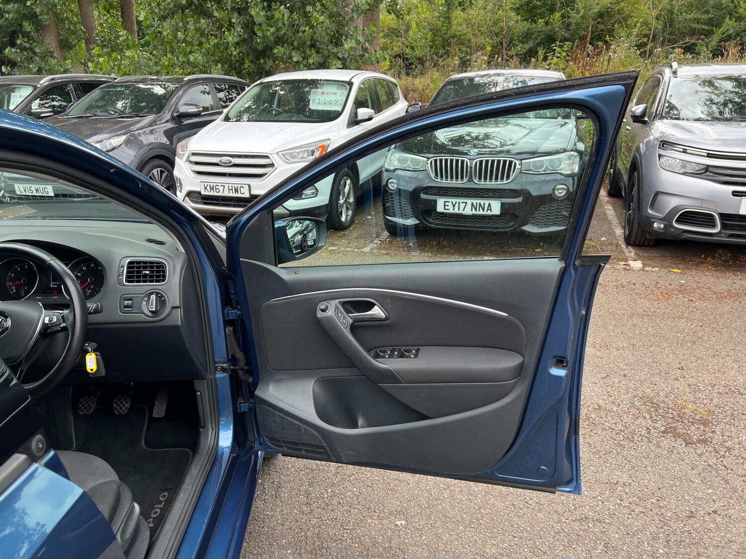 Vehicle 28