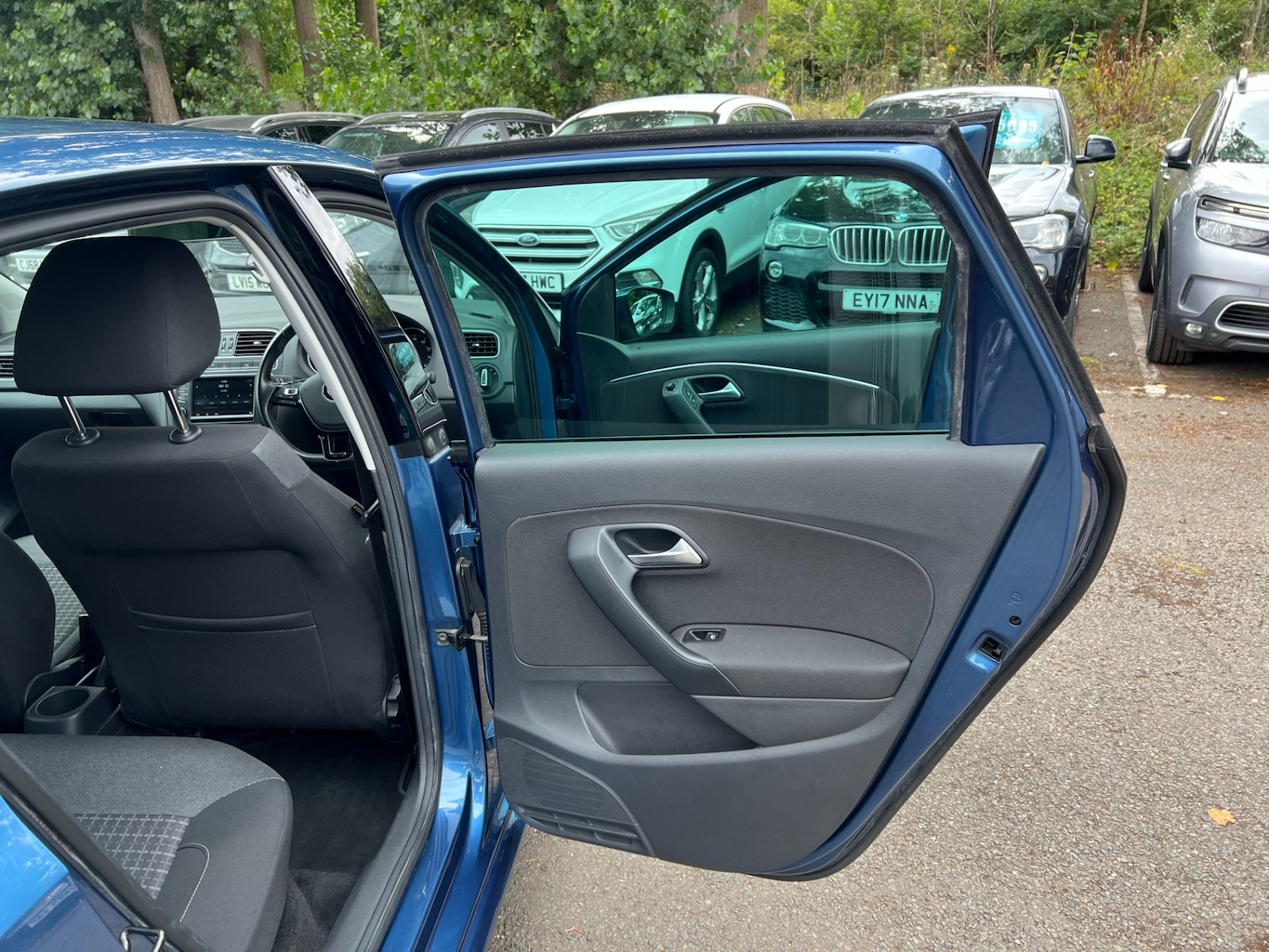 Vehicle 29