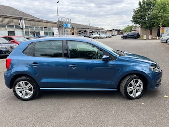 Used Volkswagen Polo 2016 for sale - 75454908: Photo