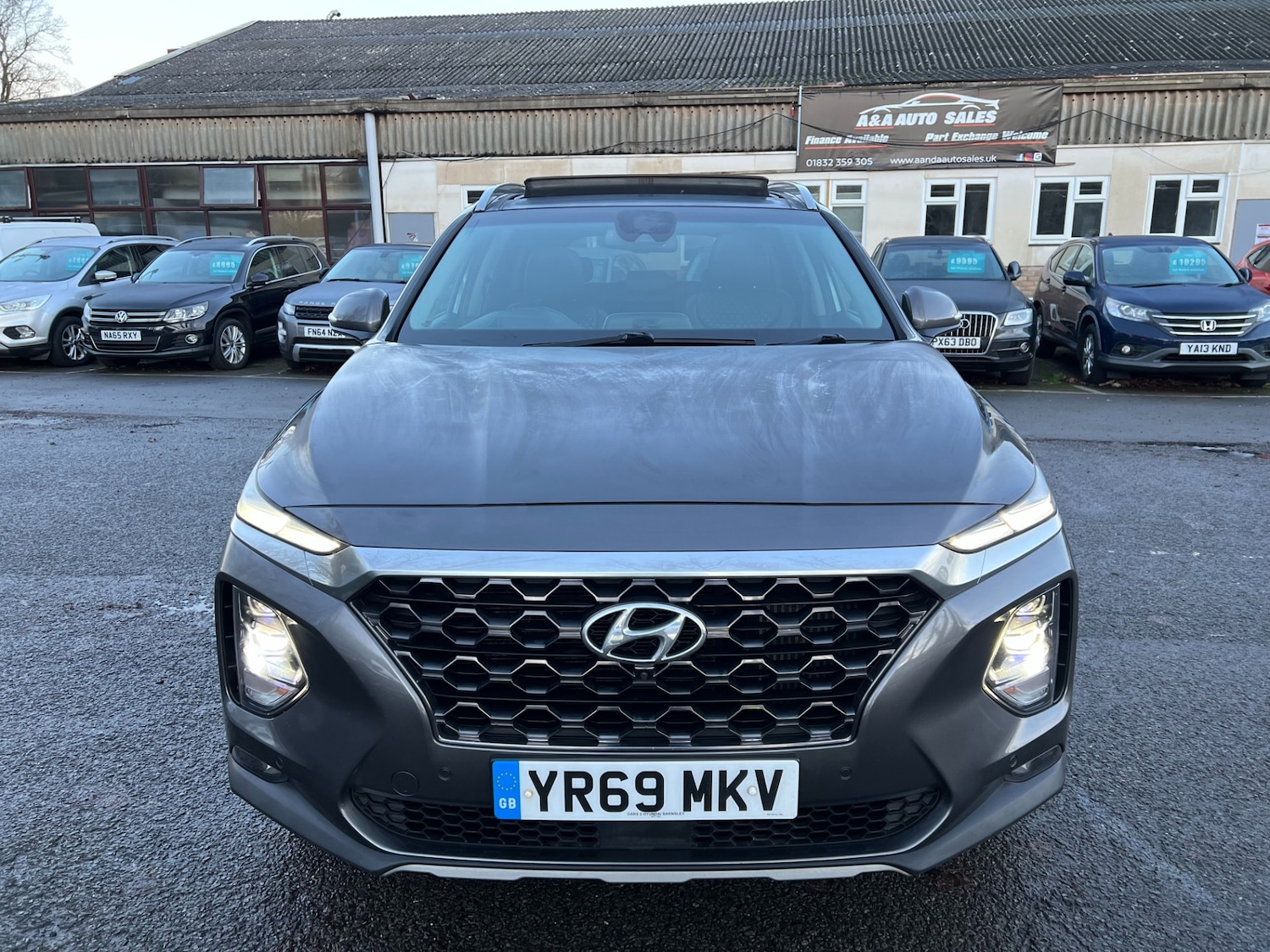 Used Hyundai Santa Fe 2019 for sale - 77225412: Photo 2