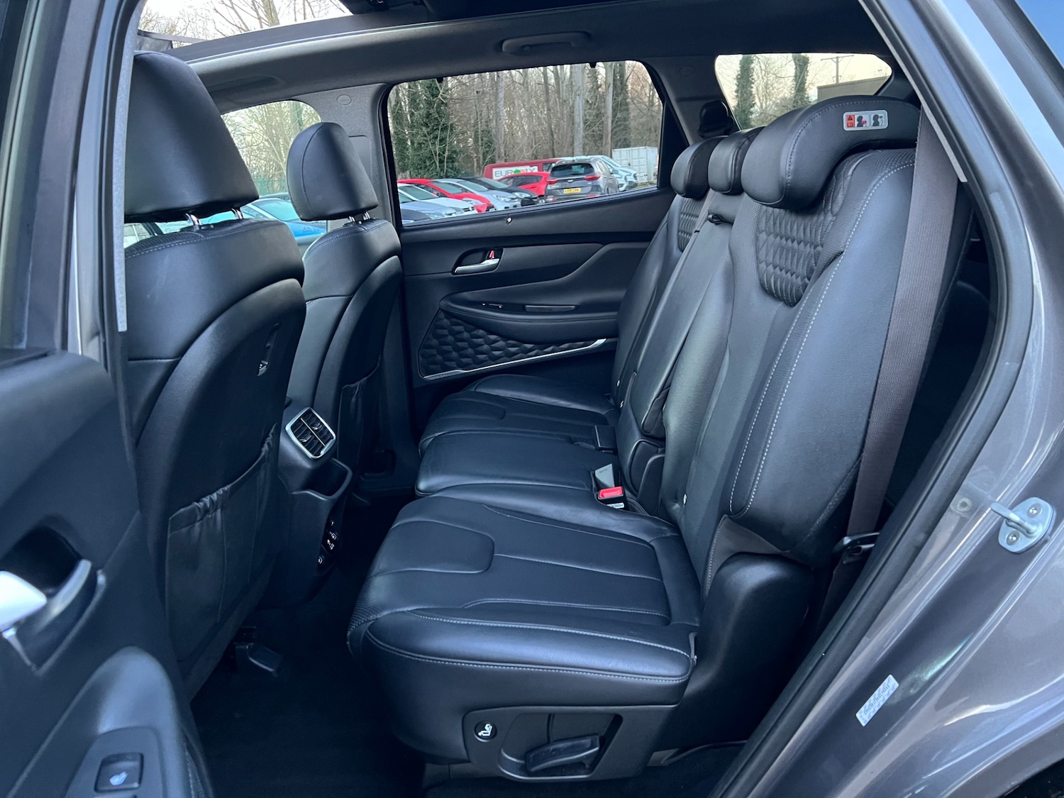 Used Hyundai Santa Fe 2019 for sale - 77225412: Photo 31