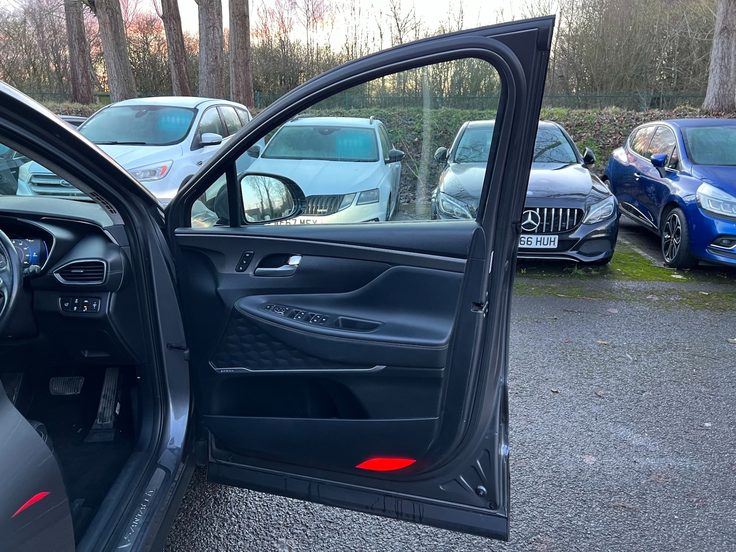 Used Hyundai Santa Fe 2019 for sale - 77225412: Photo 35