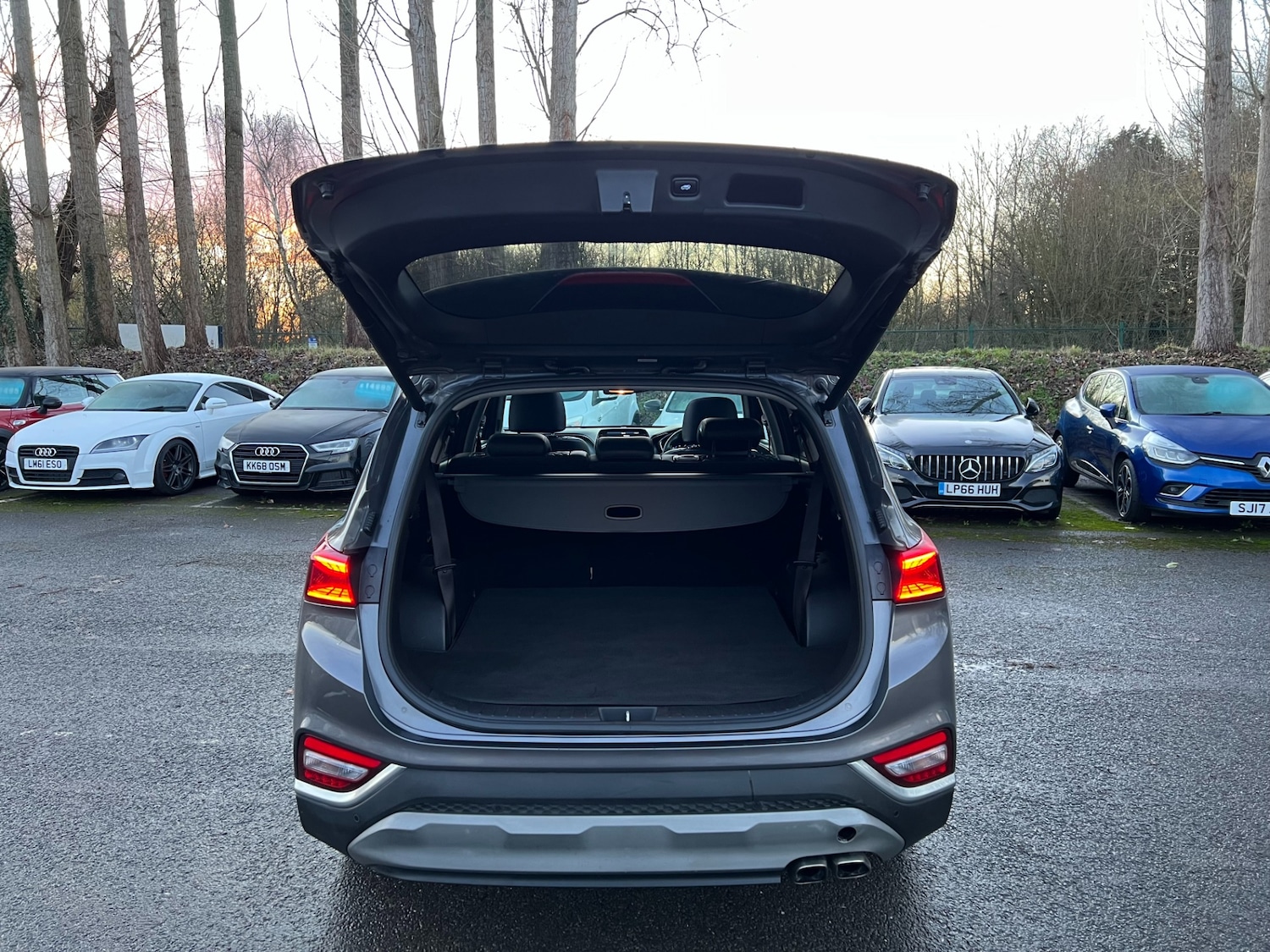 Used Hyundai Santa Fe 2019 for sale - 77225412: Photo 7