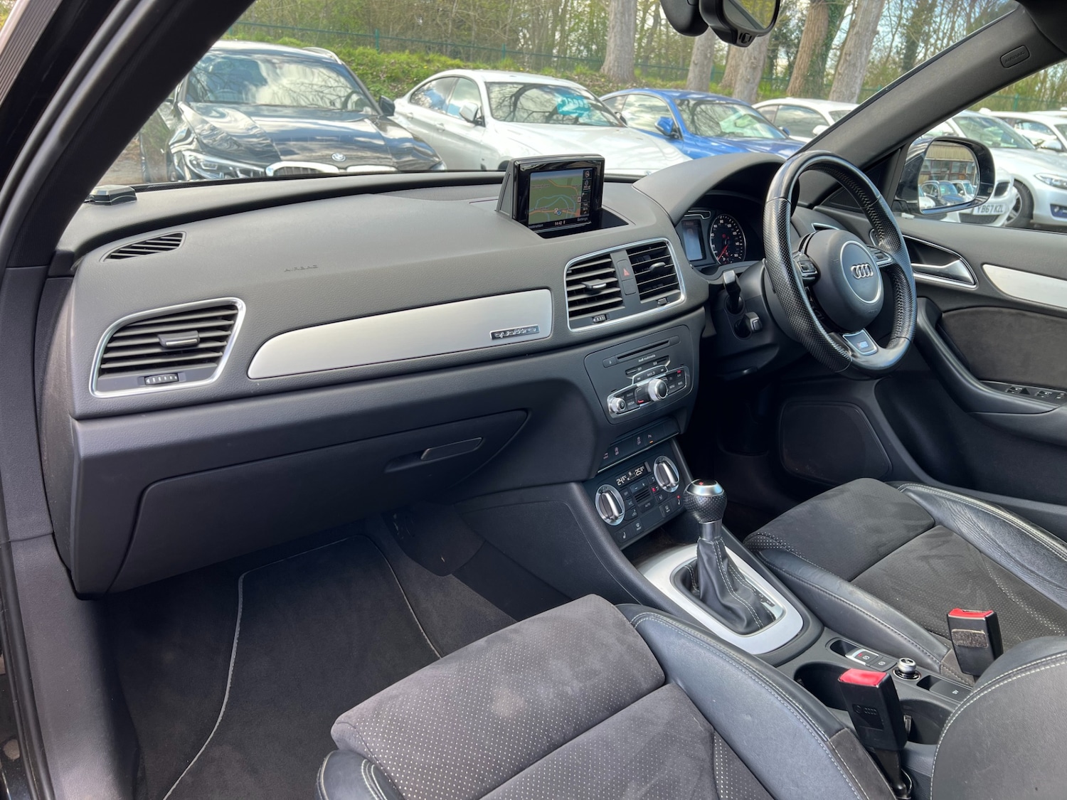 Used Audi Q3 2014 for sale - 78081440: Photo 16