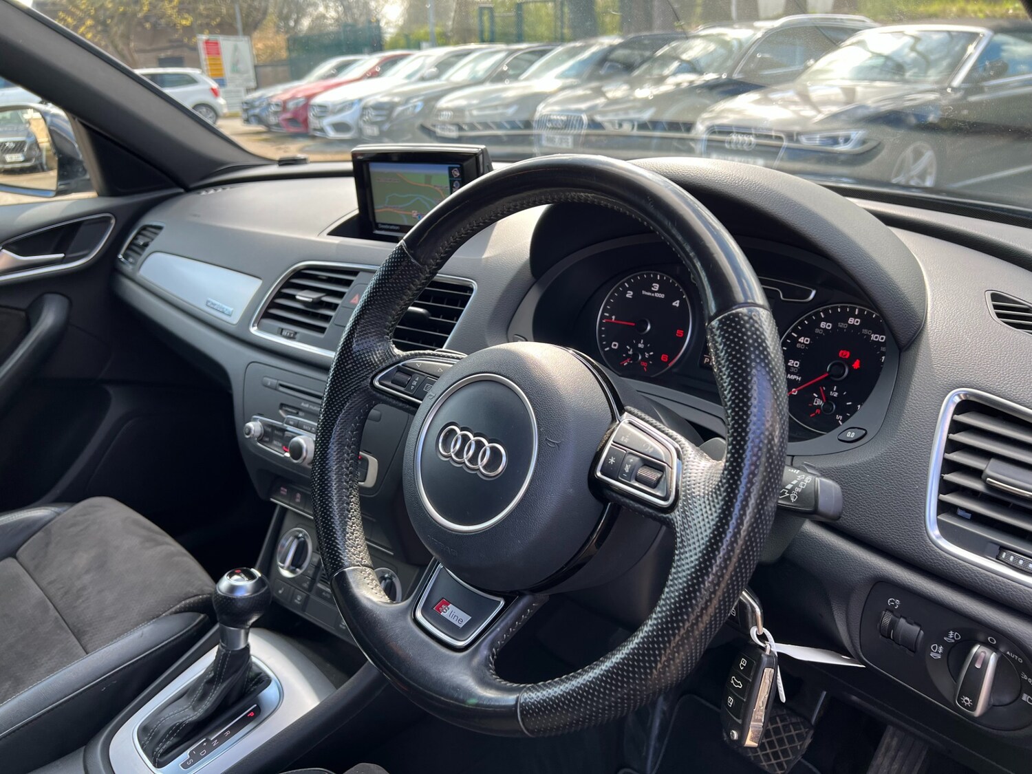 Used Audi Q3 2014 for sale - 78081440: Photo 19