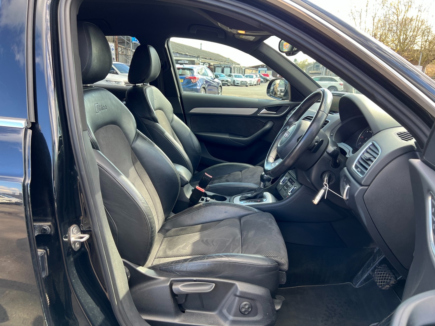 Used Audi Q3 2014 for sale - 78081440: Photo 25