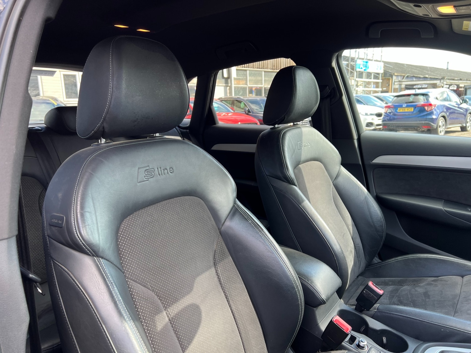 Used Audi Q3 2014 for sale - 78081440: Photo 26