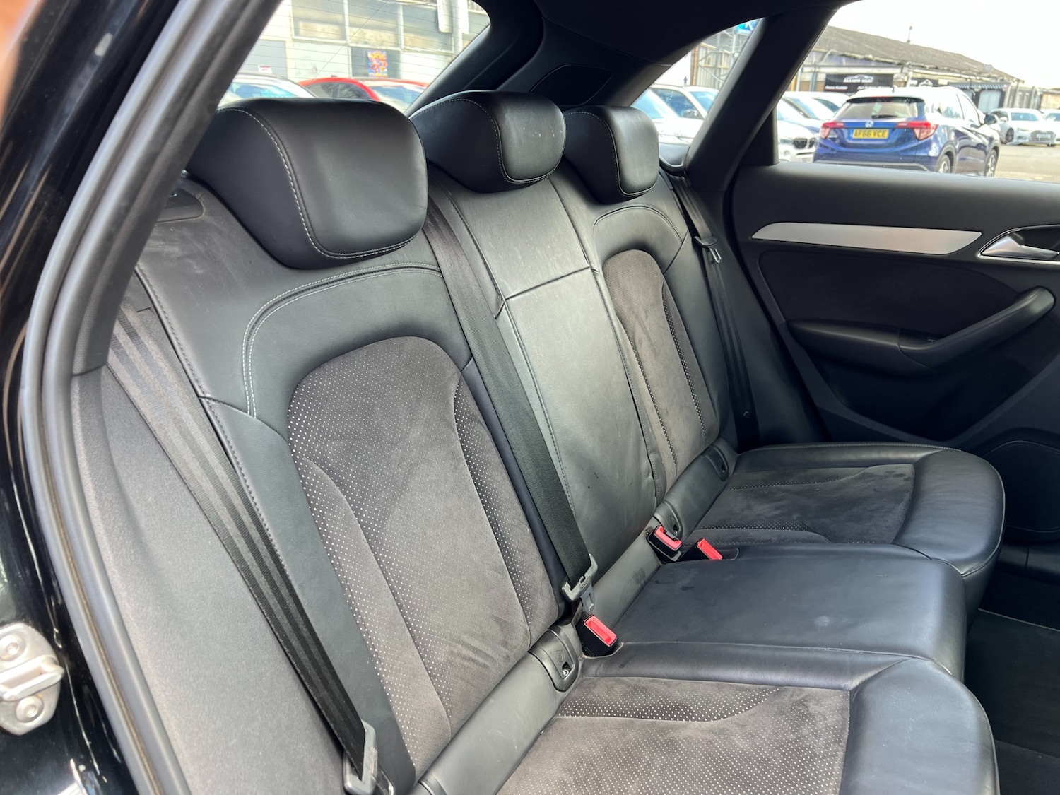 Used Audi Q3 2014 for sale - 78081440: Photo 29