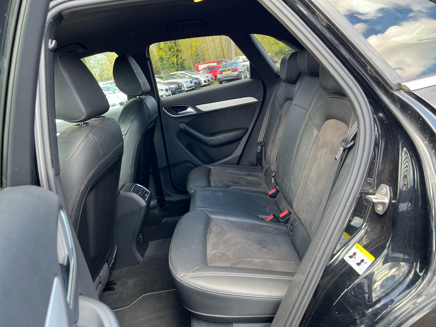 Used Audi Q3 2014 for sale - 78081440: Photo 31