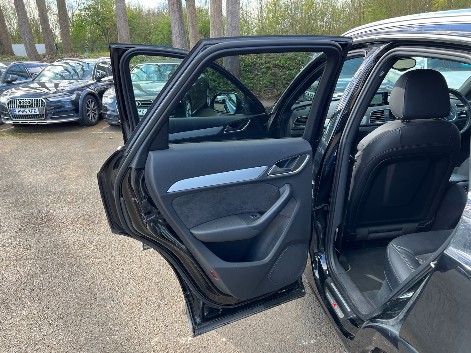 Used Audi Q3 2014 for sale - 78081440: Photo 34