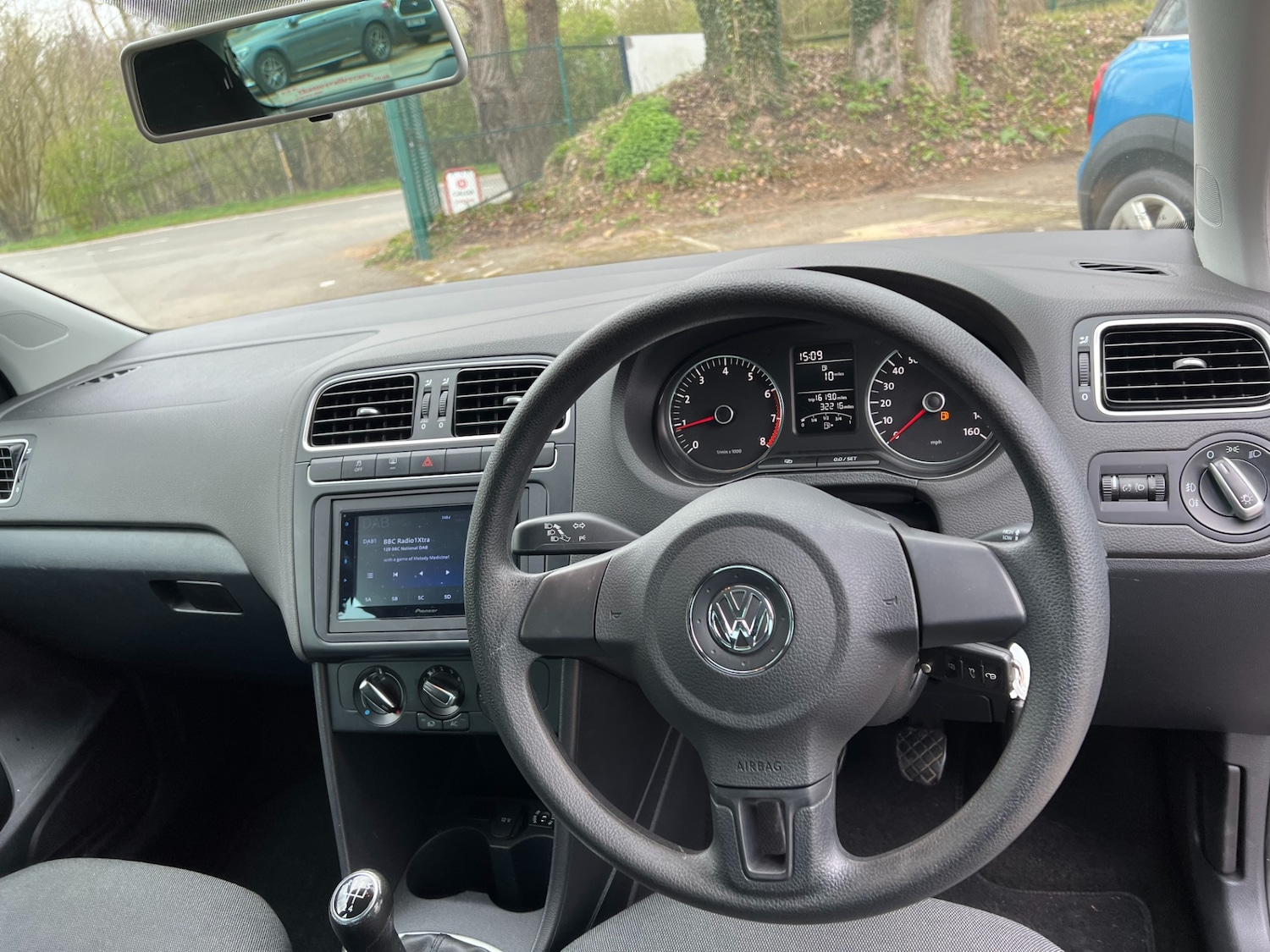 Used Volkswagen Polo 2012 for sale - 77988883: Photo 14