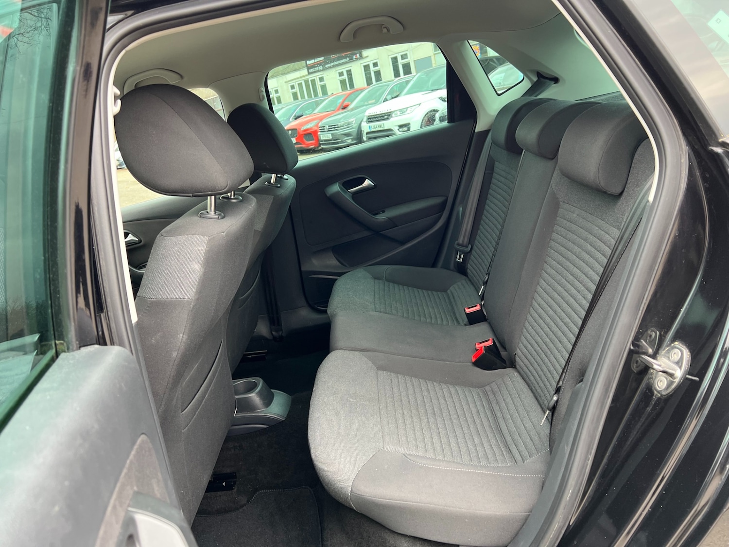 Used Volkswagen Polo 2012 for sale - 77988883: Photo 25