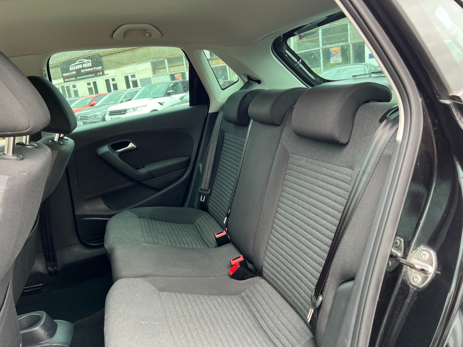 Used Volkswagen Polo 2012 for sale - 77988883: Photo 26