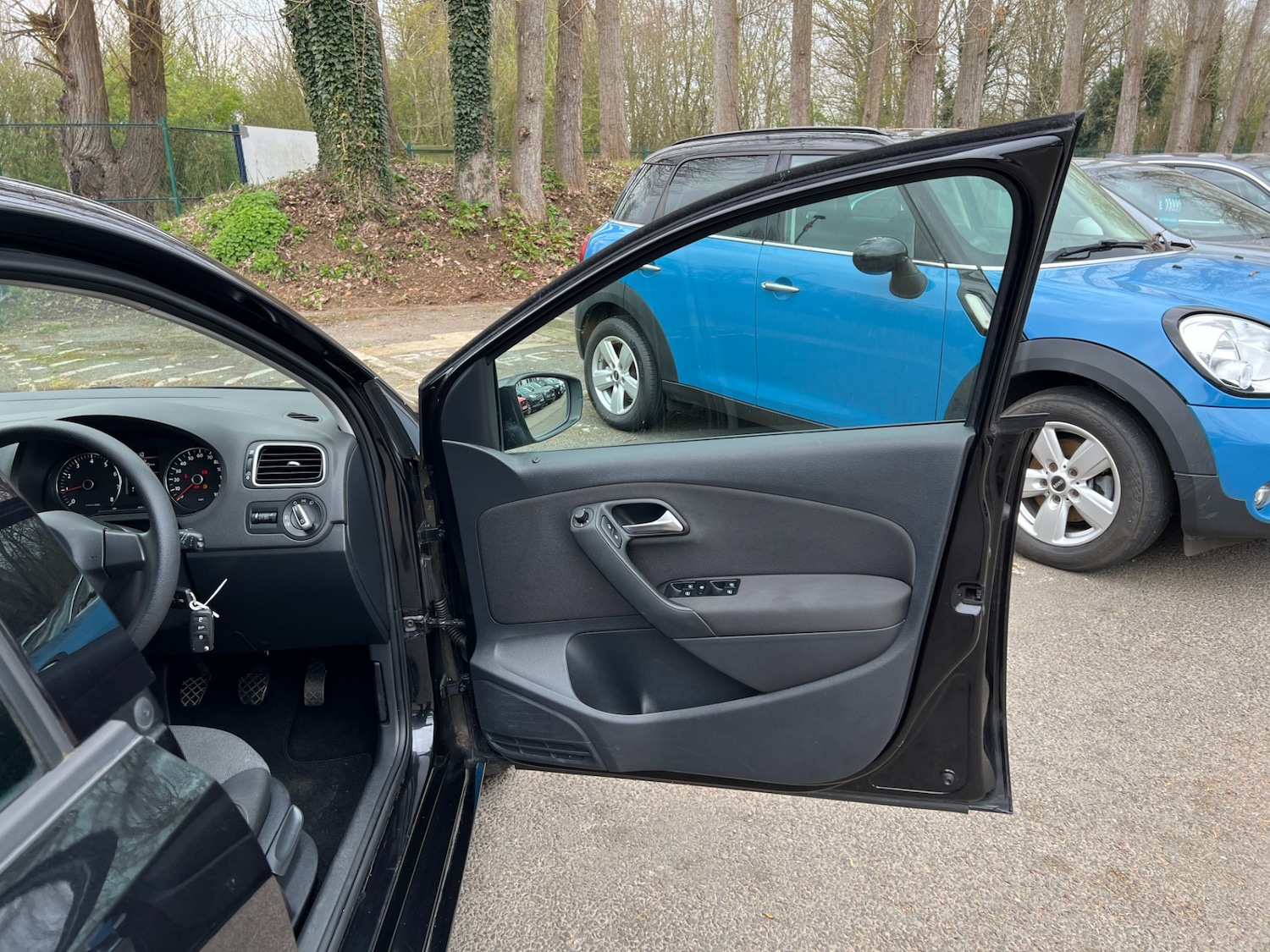 Used Volkswagen Polo 2012 for sale - 77988883: Photo 27