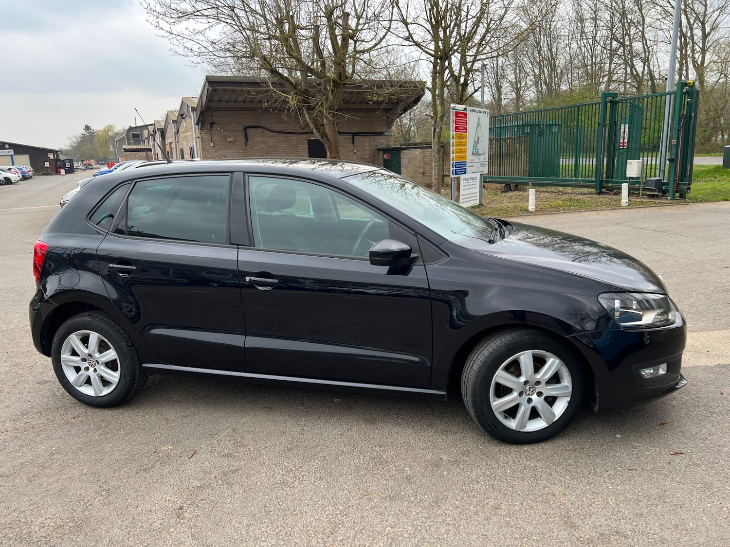 Used Volkswagen Polo 2012 for sale - 77988883: Photo 4