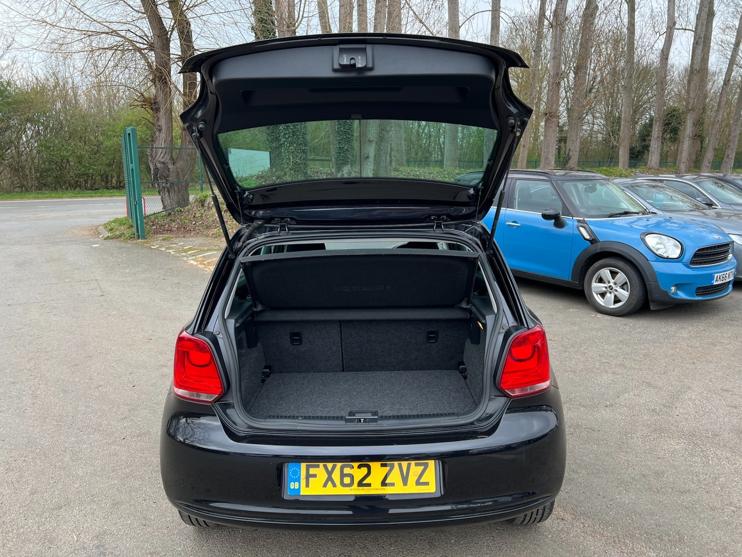 Used Volkswagen Polo 2012 for sale - 77988883: Photo 7