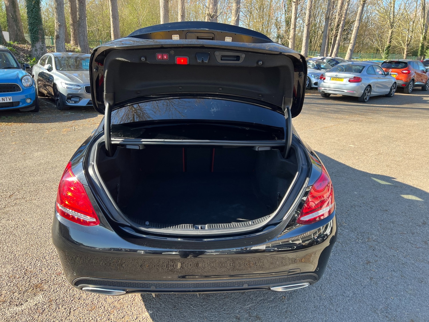 Used Mercedes-Benz C Class 2017 for sale - 77932922: Photo 8