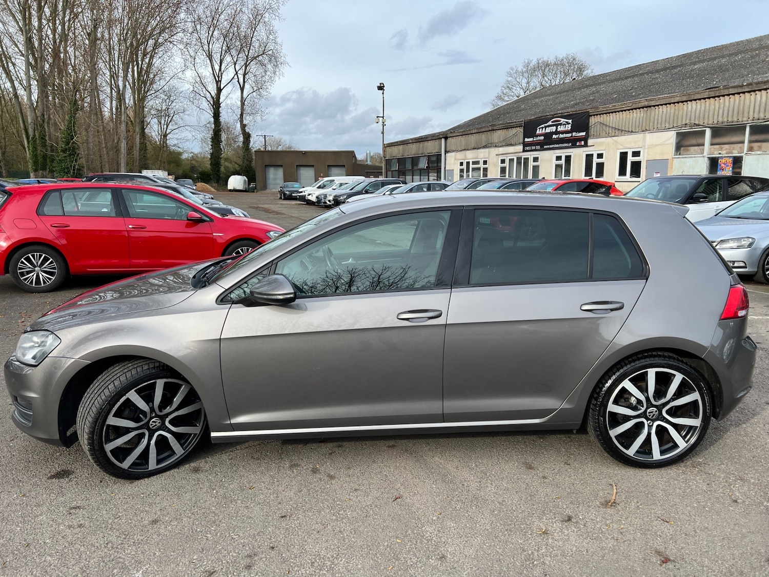 Used Volkswagen Golf 2014 for sale - 77877654: Photo 11