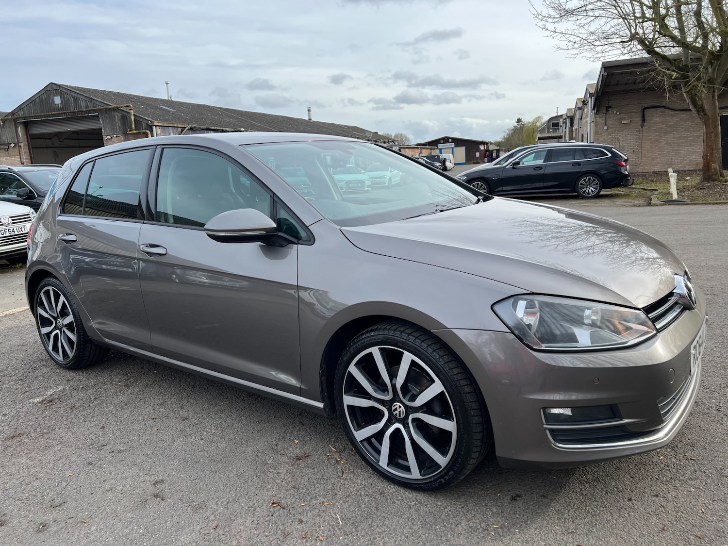 Used Volkswagen Golf 2014 for sale - 77877654: Photo 14