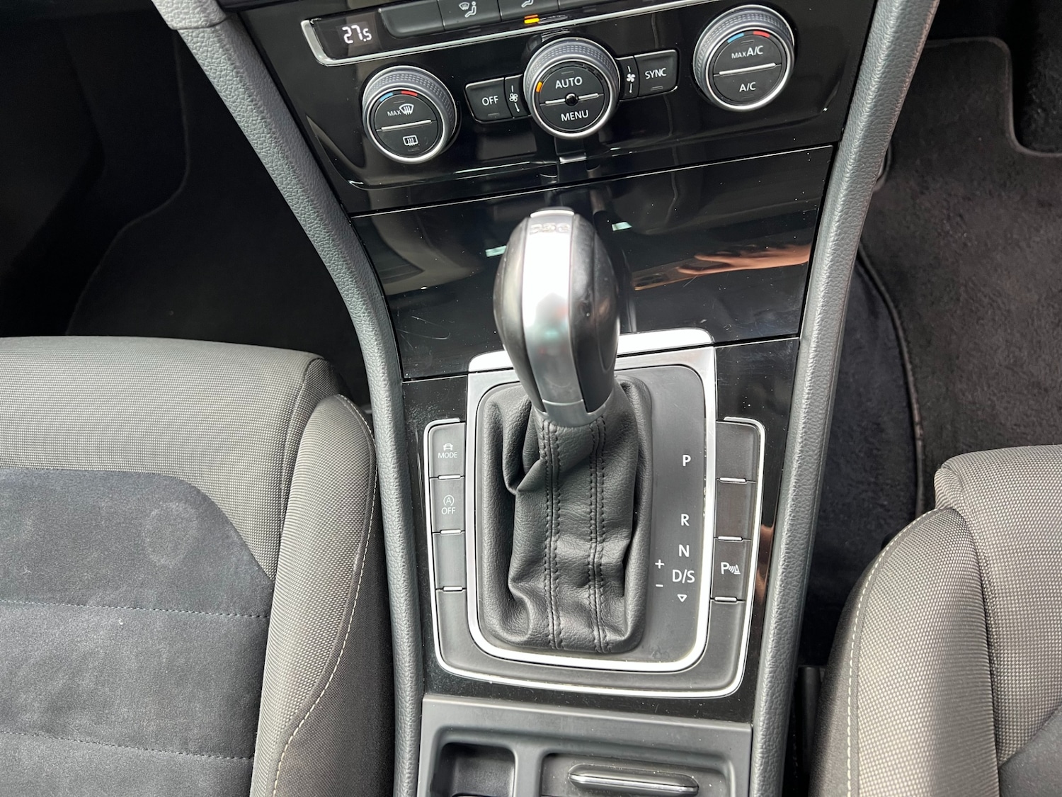 Used Volkswagen Golf 2014 for sale - 77877654: Photo 20