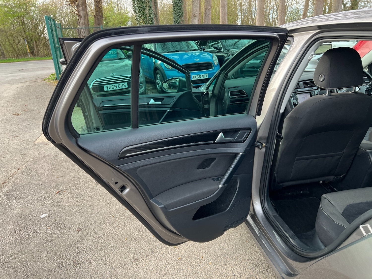 Used Volkswagen Golf 2014 for sale - 77877654: Photo 33