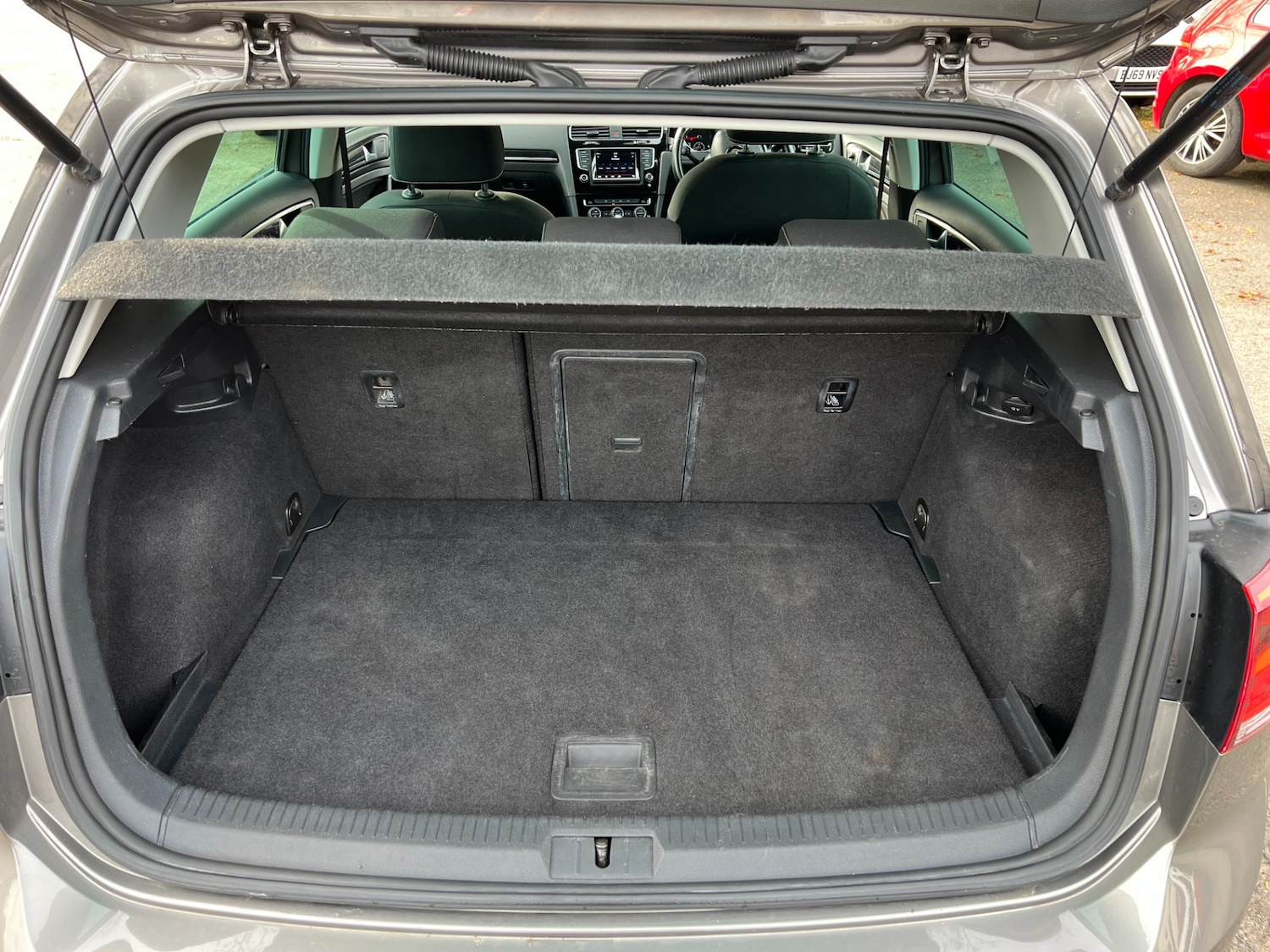 Used Volkswagen Golf 2014 for sale - 77877654: Photo 8