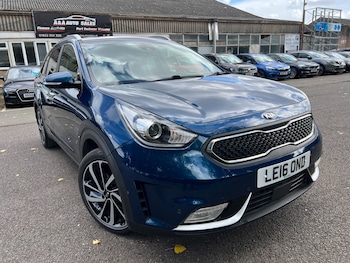 2016 (16) - 1.6 GDi Hybrid First Edition 5dr DCT