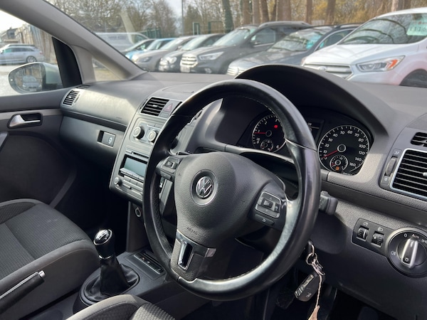 Used Volkswagen Touran 2013 for sale - 73802596: Photo 14