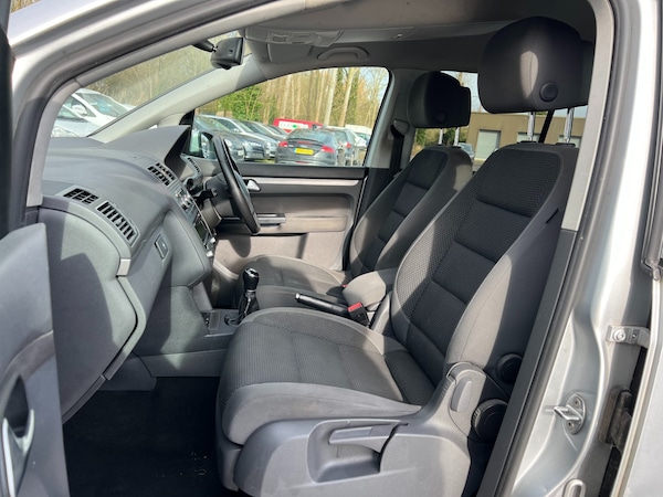 Used Volkswagen Touran 2013 for sale - 73802596: Photo 24