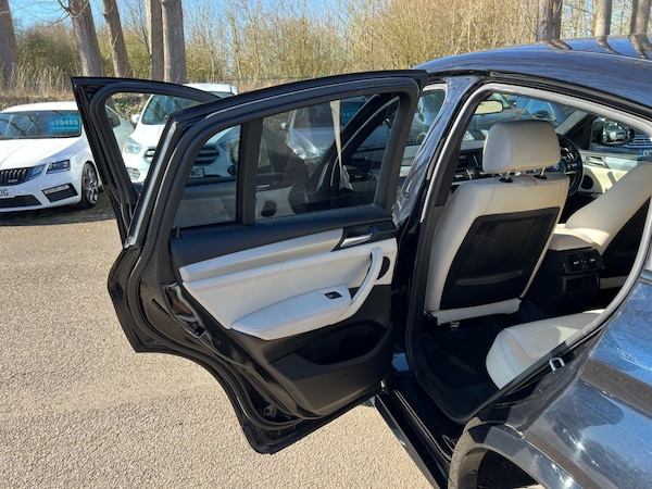 Used BMW X4 2017 for sale - 74061423: Photo 35