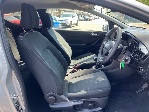 Used Ford Fiesta 2019 for sale - 74658529: Photo 17