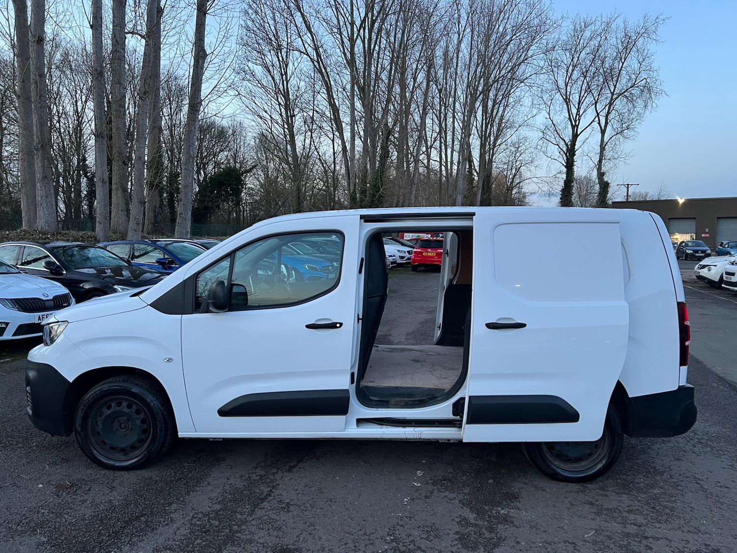 Used Peugeot Partner 2020 for sale - 77261971: Photo 14