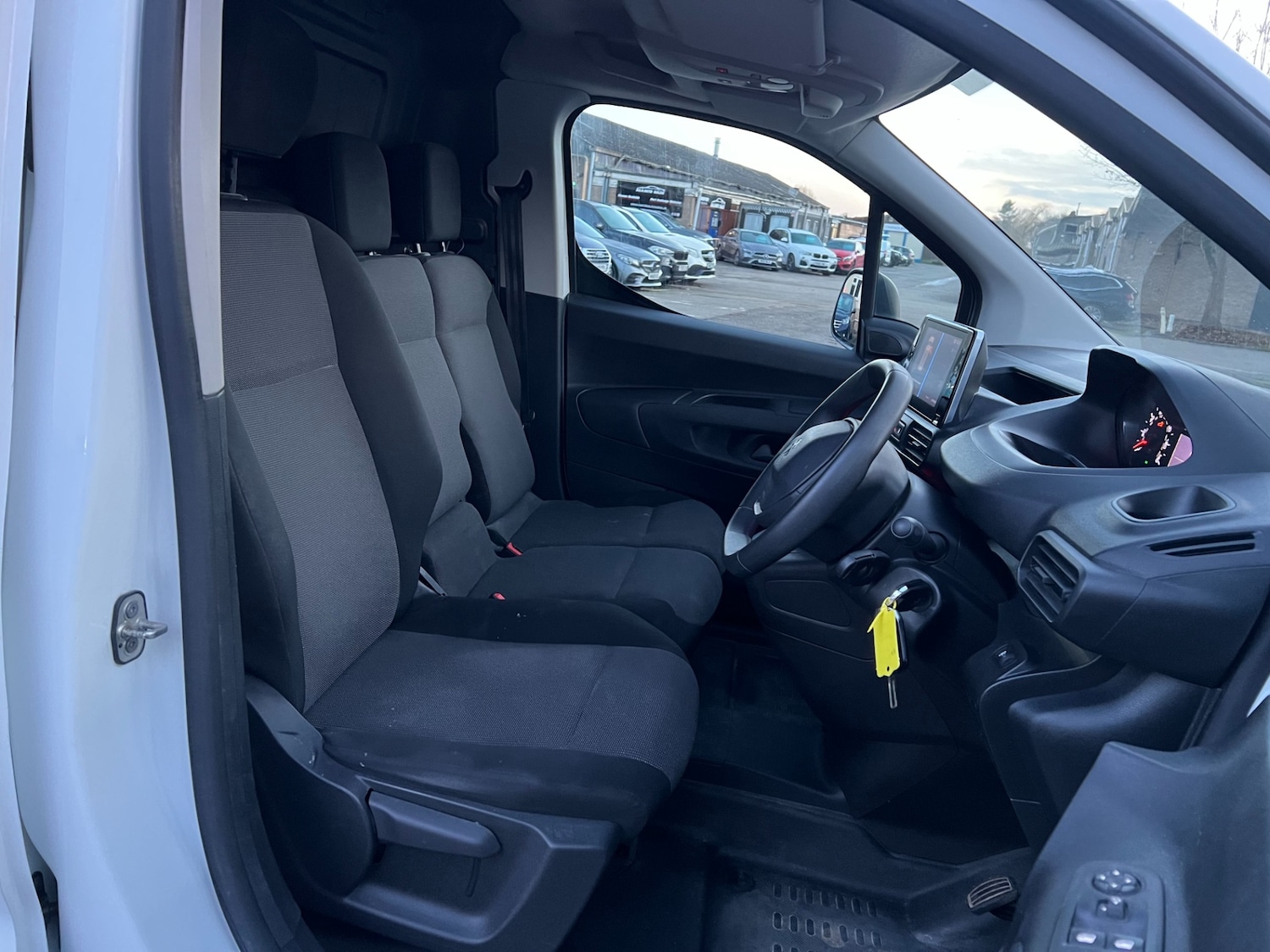 Used Peugeot Partner 2020 for sale - 77261971: Photo 16