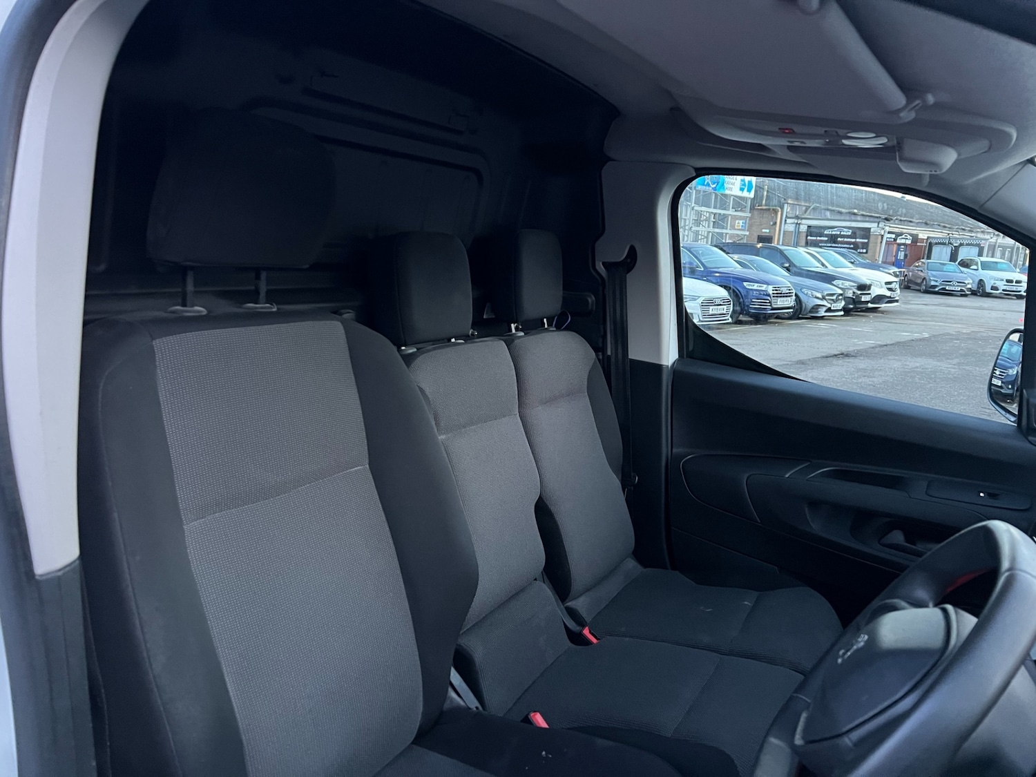 Used Peugeot Partner 2020 for sale - 77261971: Photo 17