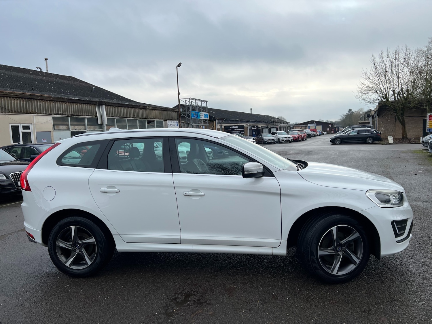 Used Volvo XC60 2016 for sale - 77247428: Photo 4