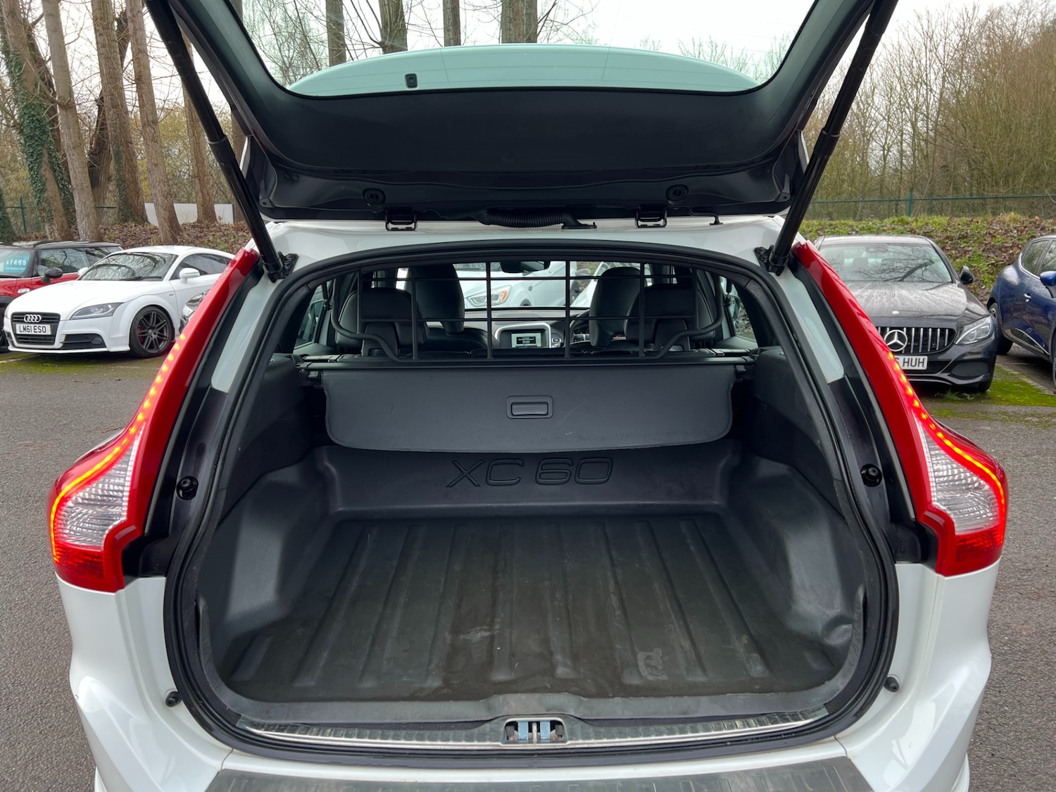 Used Volvo XC60 2016 for sale - 77247428: Photo 7