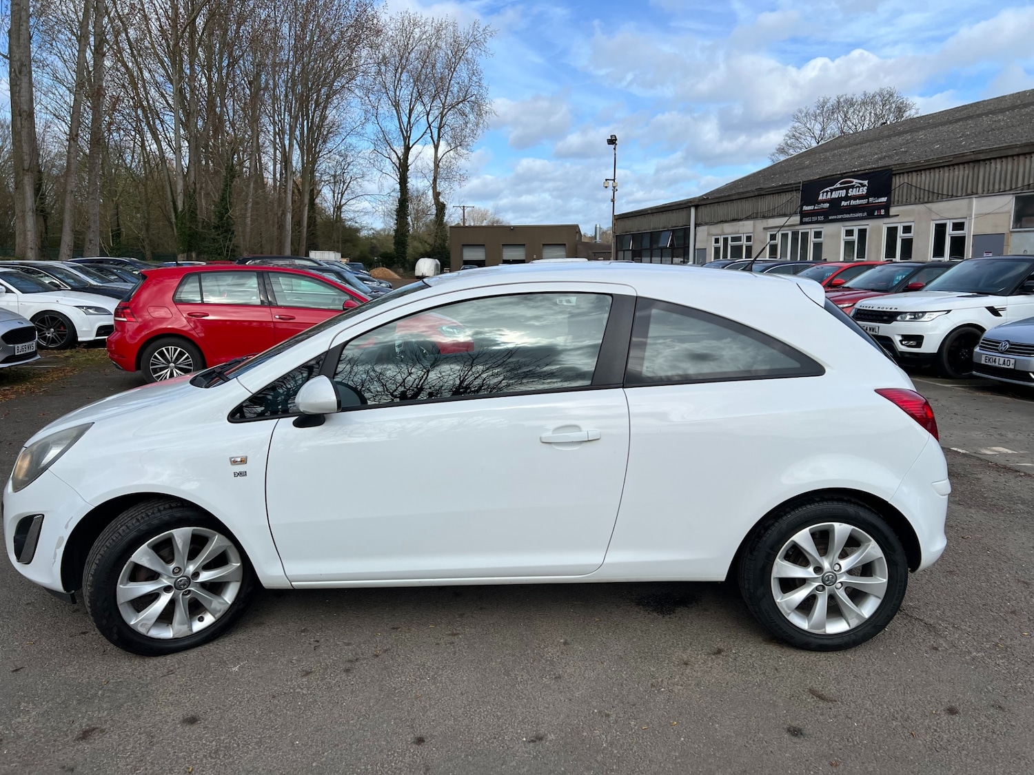 Used Vauxhall Corsa 2014 for sale - 77873729: Photo 6