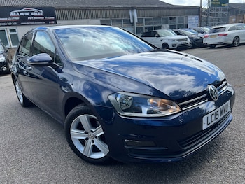 Used Volkswagen Golf 2015 for sale - 78883179: Photo