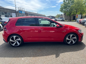 Used Volkswagen Golf 2017 for sale - 78380537: Photo