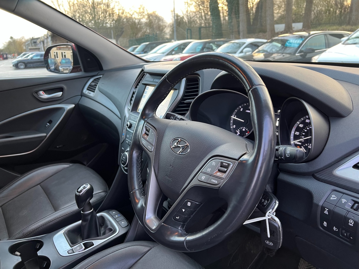 Used Hyundai Santa Fe 2018 for sale - 77300550: Photo 18